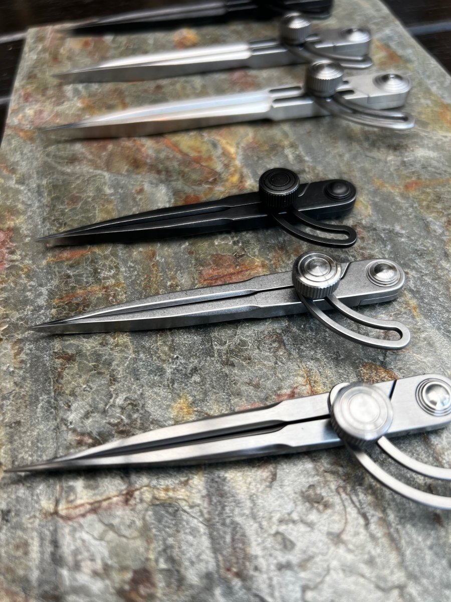 Small Wing Divider-JunLinLeather