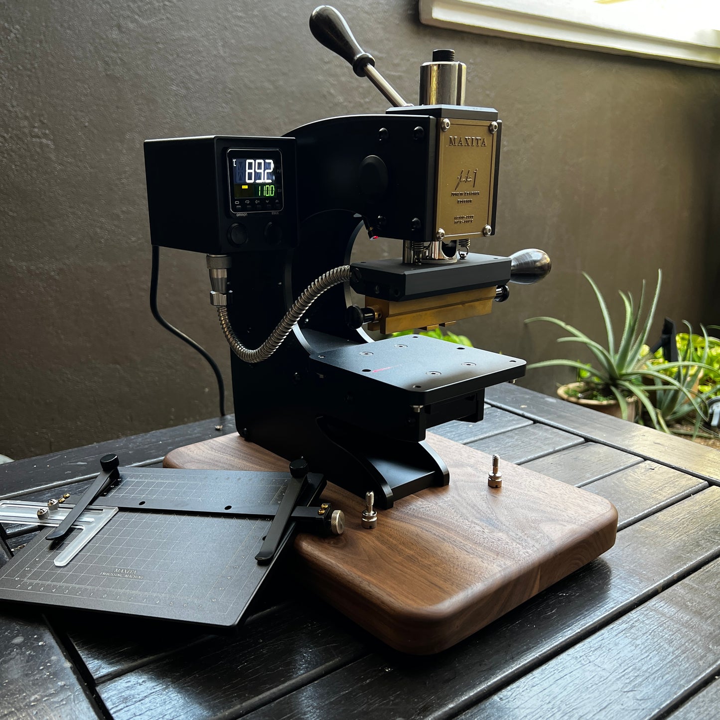 Maxita EC-27 Hot Foil Stamp
